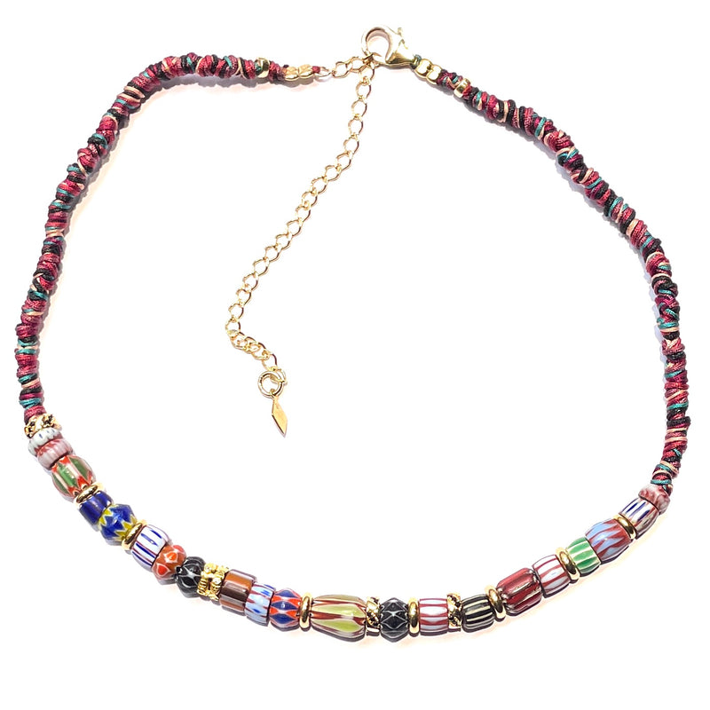 Collier Vee
