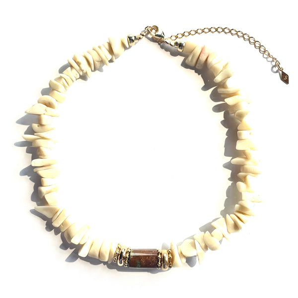 White coral Chips Necklace